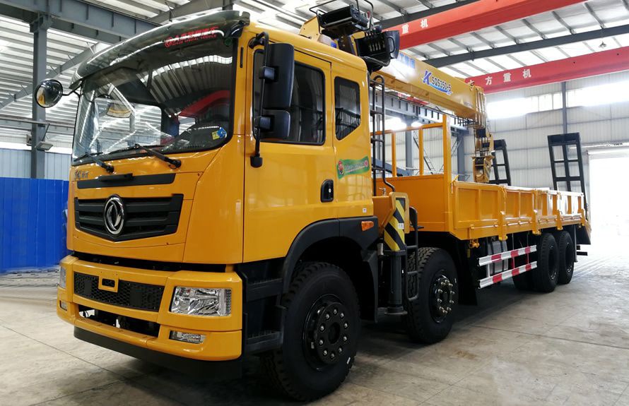 東風特商14噸隨車吊平板運輸車左側圖片