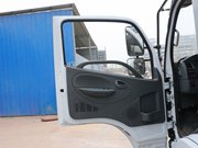 福田G7冷藏車門窗